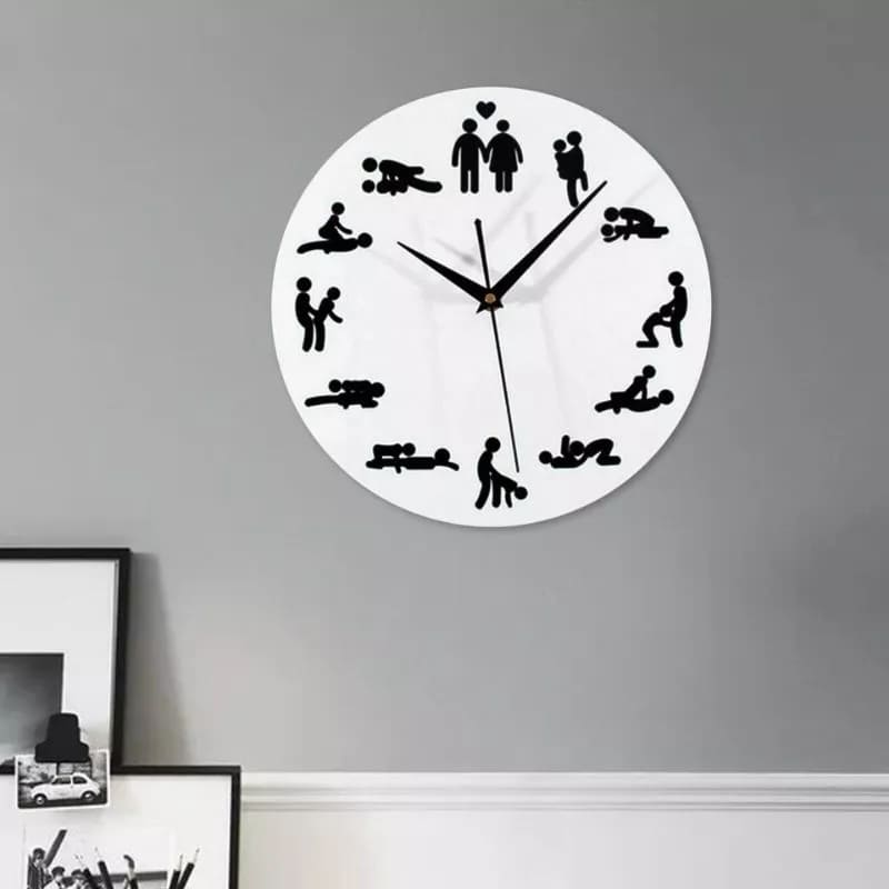 Kamasutra hodiny nástěnné - Hodiny na zeď s motivem Kamasutry 30cm