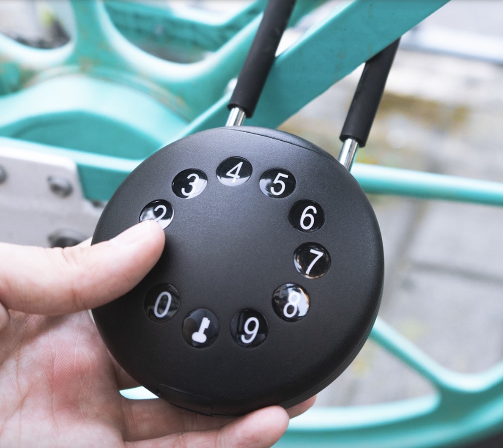 Bluetooth zámka + bezpečnostná schránka na kľúče s mobilnou aplikáciou