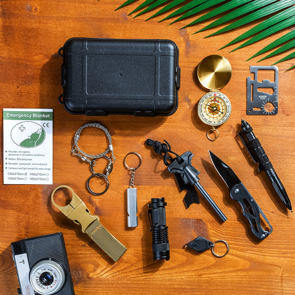 Multifunkčné nástroje na prežitie sada 13v1 – survival kit s multifunkčnými nástrojmi