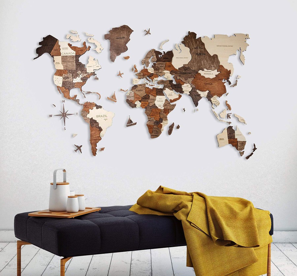 Elegantní mapa světa v moderní kanceláři – inspirace pro pohodový interiér
