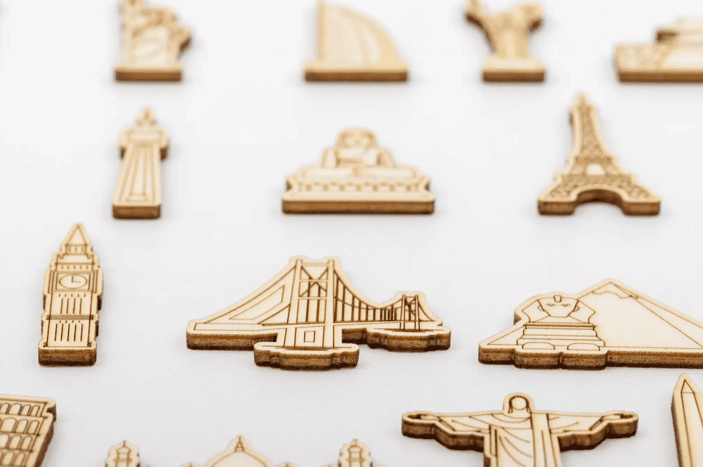 Dekoratívne miniatúry pamiatok 22 ks – doplnok k nástenným mapám sveta