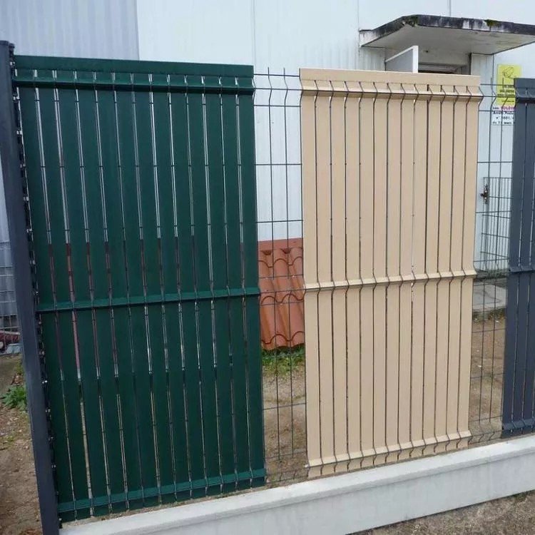 Masilla plástica para mallas y paneles de tiras de PVC - Valla vertical 3D de lamas - color verde