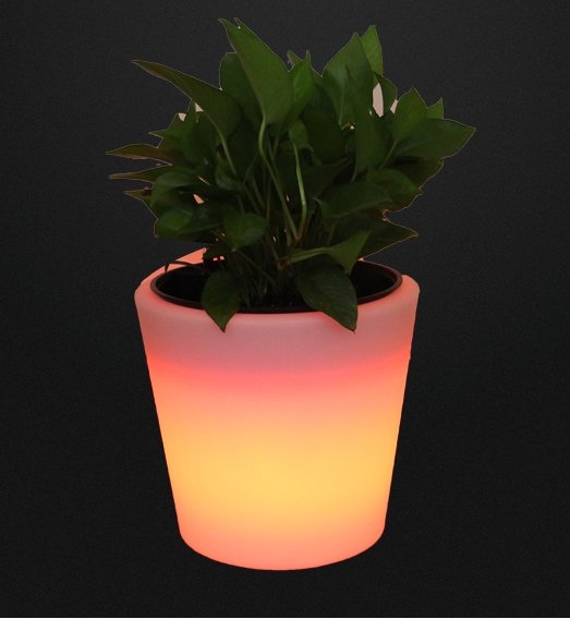 Svietiaci kvetinac farebný plastovy LED 8 RGB režimov vodeodolný s IP44 - rozmery 27x27x28 cm