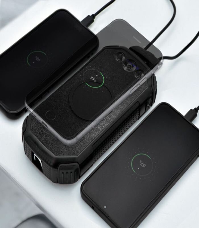 Powerbanka solárna 20 000 mAh – nabíjačka s USB + Type-C + bezdrôtové nabíjanie