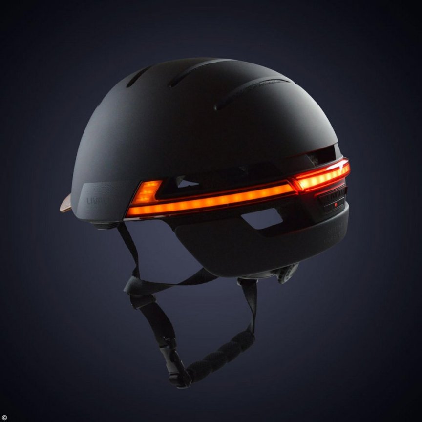 Smart cyklistická přilba na kolo – s Bluetooth a LED signalizací + reproduktory, SOS funkce