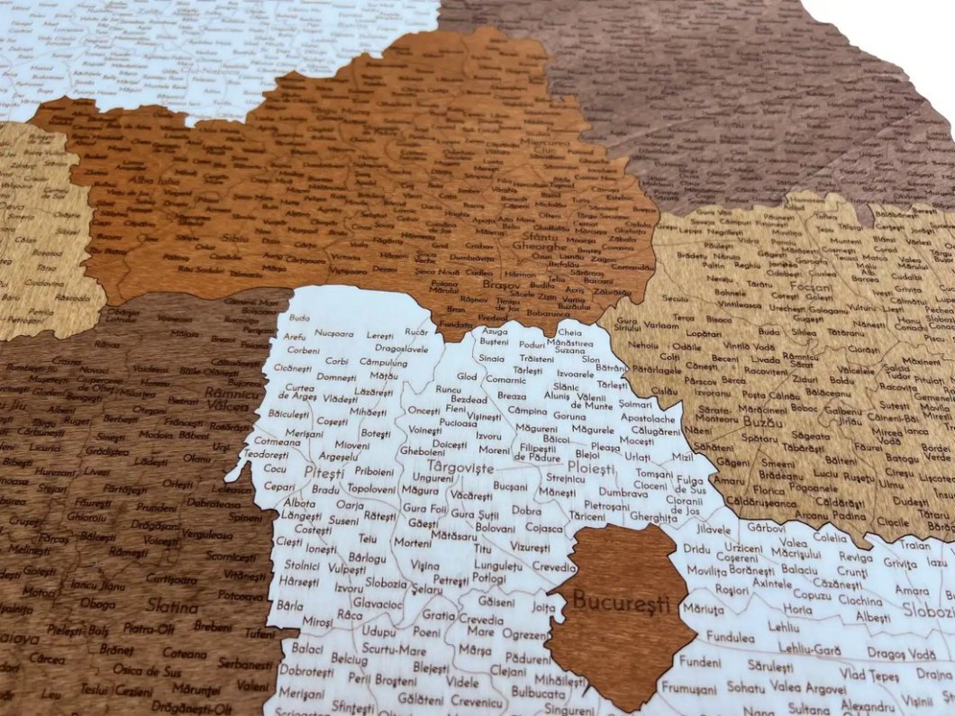 3D dřevěná nástěnná mapa Rumunska s vyznačenými městy 56,5×80 cm