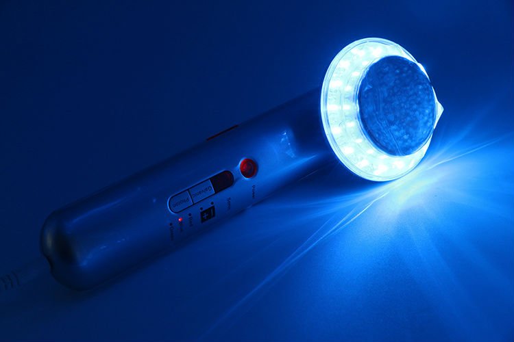 Ultrazvukový masážny prístroj galvanický fotónový EMS 7v1 na zoštíhlenie