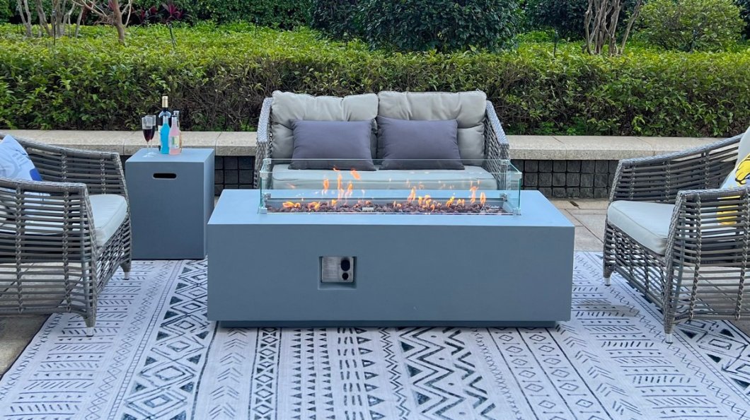 Betonove stoly s ohniskom - outdoor prenosné ohnisko - PORTOGUAPO 152x61 cm