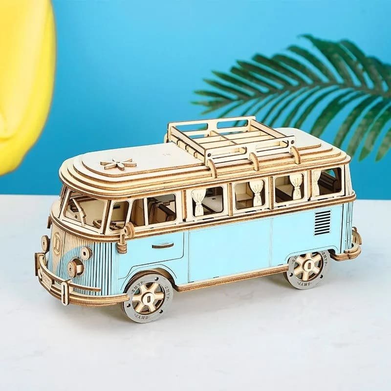 Model retro auto 3D skládací – puzzle auto model Volkswagen VW T1 dřevěný