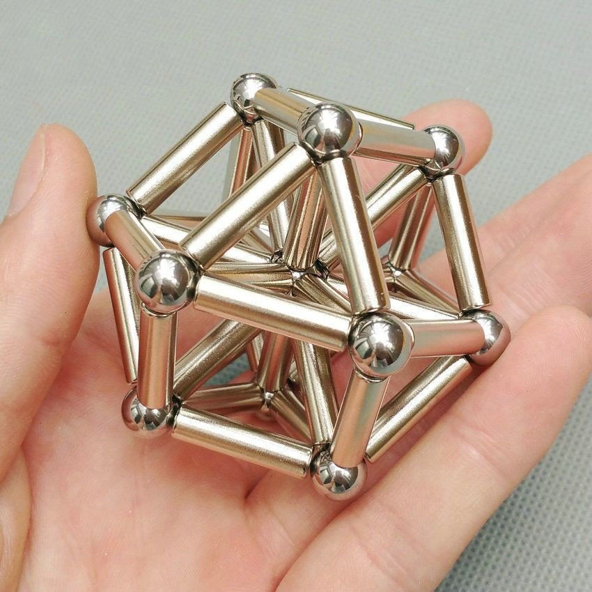 Tyčinky s guličkami magnetické NeoCube strieborno-zlaté