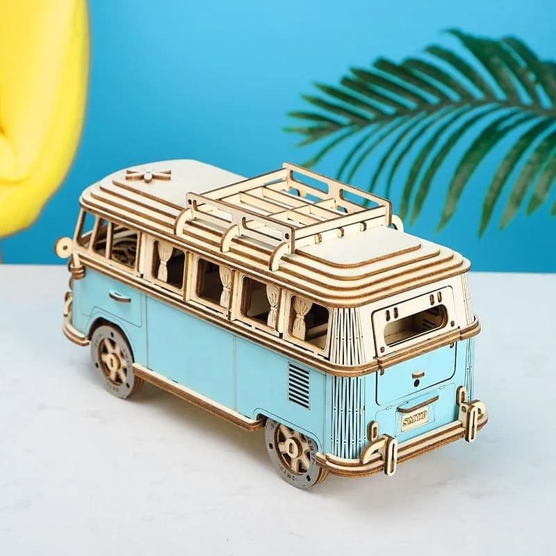 Model retro auto 3D skládací – puzzle auto model Volkswagen VW T1 dřevěný