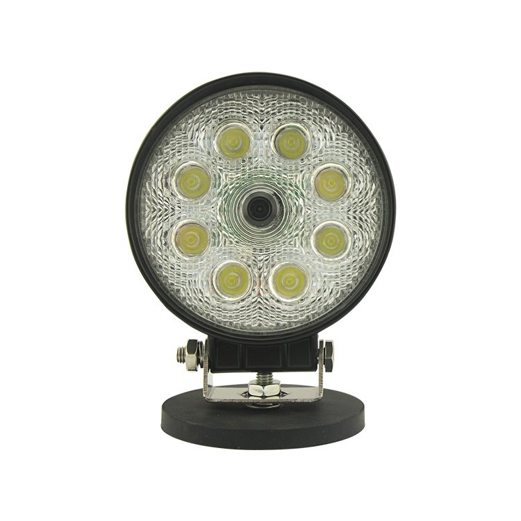 Vodotesná cúvacia kamera s uhlom záberu 120° a pracovným osvetlením 8x LED s dosvitom do 50 m