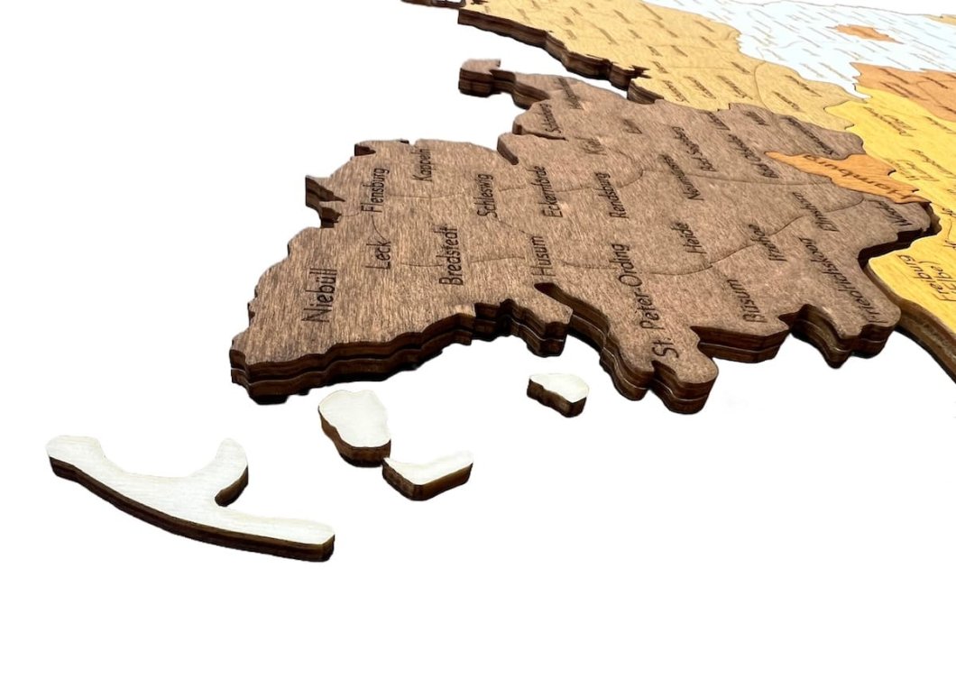 3D dřevěná nástěnná mapa Německa s vyznačenými městy 80×60 cm