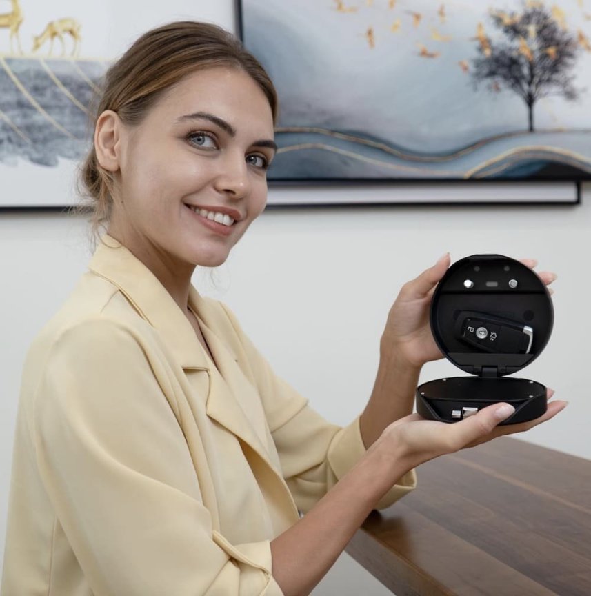 Inteligentný zámok – bezpečnostná zámka na kľúče s PIN kódom a ovládaním cez Bluetooth + smartfón aplikácia