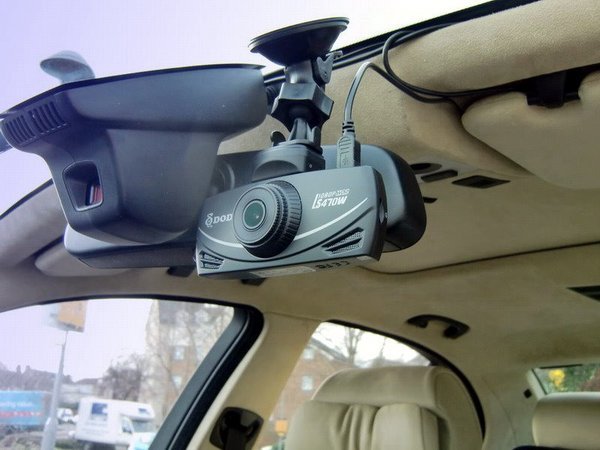 Nejlepsi kamera do auta DOD LS470W