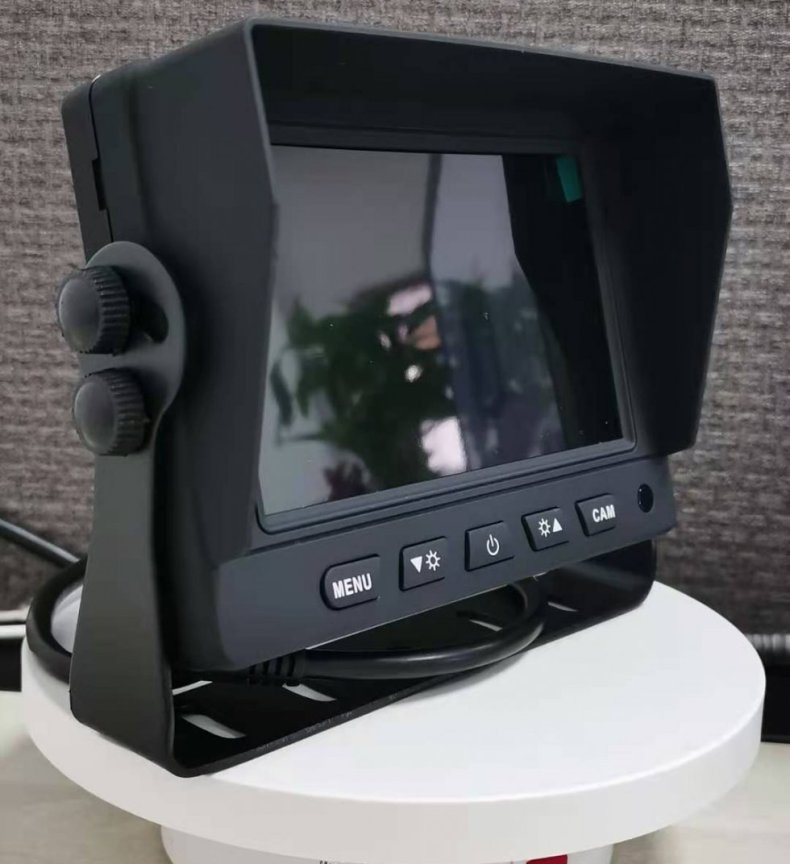 Monitor auto hibrid cu 2 canale inversare de 5" AHD/CVBS