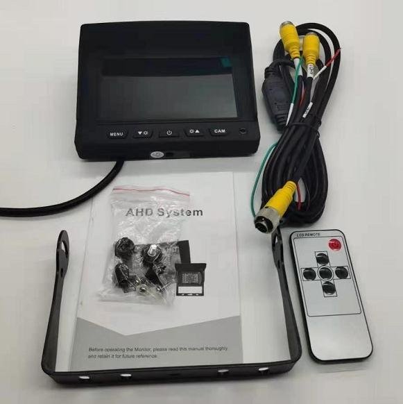 Monitor auto hibrid cu 2 canale inversare de 5" AHD/CVBS