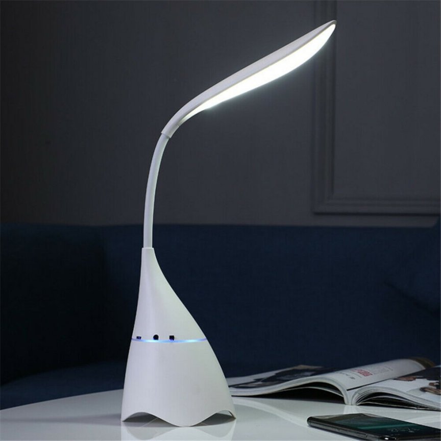 Lampa s FULL HD kamerou + Bluetooth + WiFi + detekce pohybu