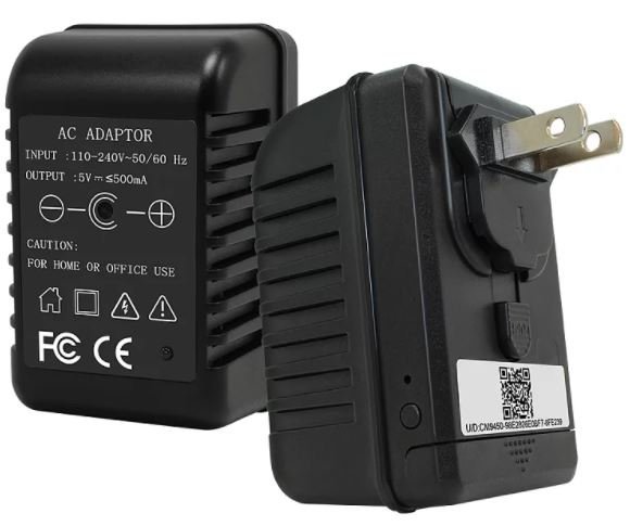Камера за USB зарядно устройство FULL HD WiFi + IR нощен светодиод
