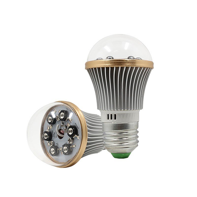 Lampadina con 6 luci notturne a LED IR per telecamere spia