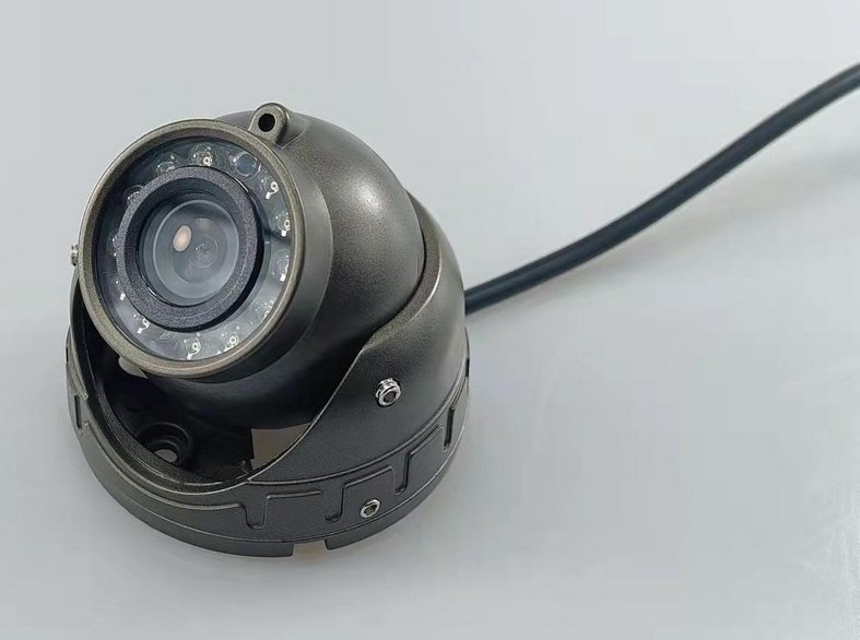 FULL HD камера за заден ход с микрофон + 12 IR LED + IP68