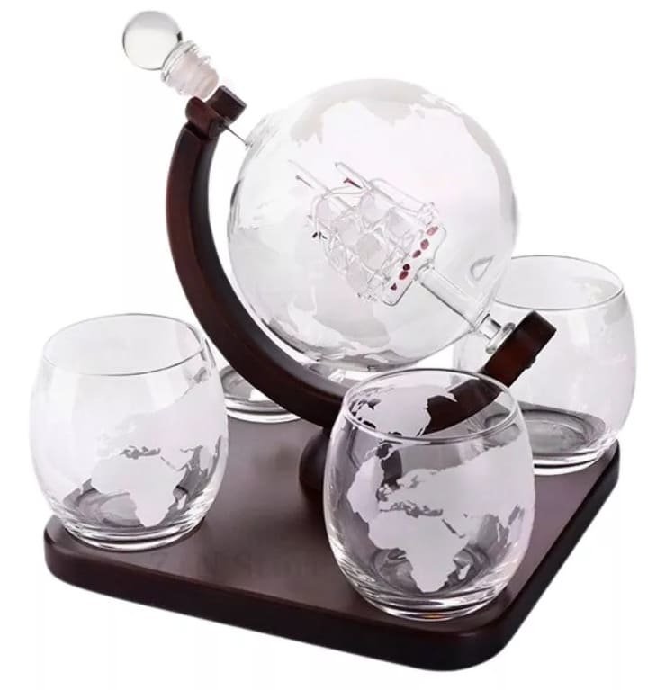 Karafa Glóbus na whisky na stojane – súprava 4 poháre + 9 kameňov