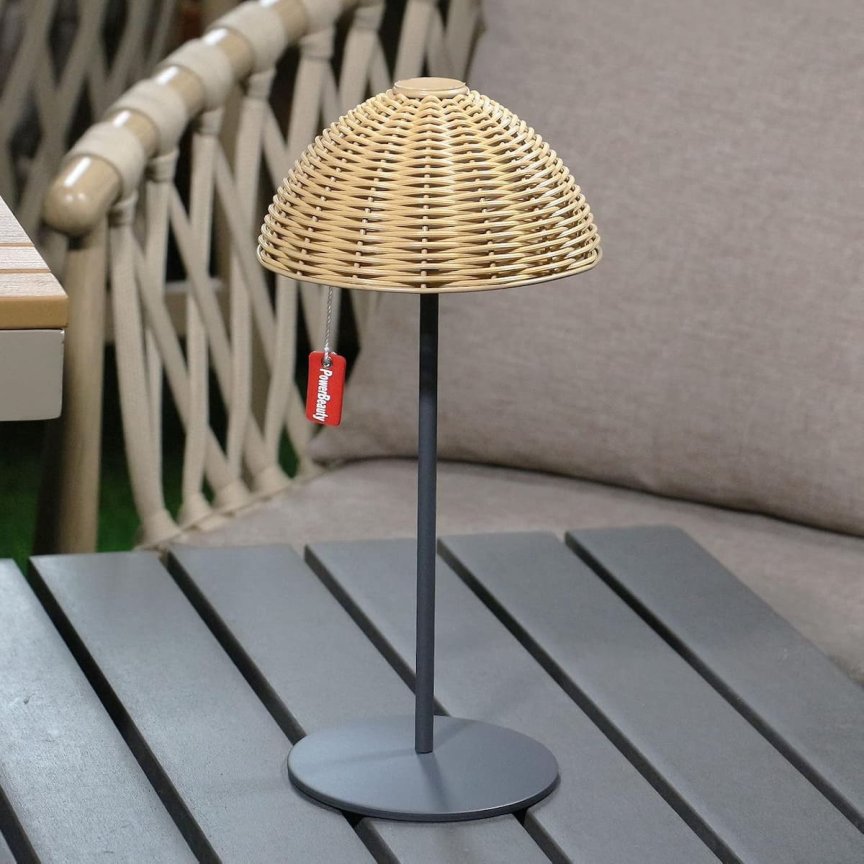 Prenosná LED lampa na stol exteriérová ratanová lampa s krytím IP44