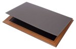 Pracovní podložka na kancelářský stůl (šedá kůže a dřevo) – elegantní design, ruční výroba