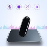 Digitalni diktafon u elegantnom privjesku od 8 GB memorije + MP3 player s detekcijom zvuka