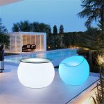 LED záhradný stôl z plastu RGBW svietiaci 58x45cm s krytím IP44 + diaľkové ovládanie