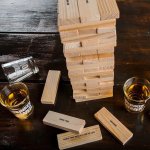 Věž Jenga dřevěná - společenská hra se 4 skleničkami na shoty pro 2-4 hráče