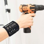 Pásik magnetický na zápästie s organizérom – organizér náradia so suchým zipsom