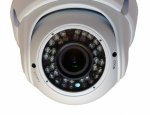 Komplet kamer 4x 720P kamera z 30 m IR in hibridnim DVR + 1TB HDD