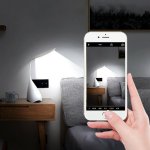 Lampa s FULL HD kamerou + Bluetooth + WiFi + detekce pohybu