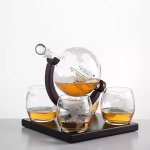 Karafa Glóbus na whisky na stojane – súprava 4 poháre + 9 kameňov