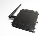 WiFi vysielač a prijímač s dosahom do 100 m pre cúvacie kamery a monitory so 4-pinovým konektorom
