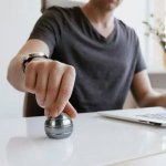 Guľa kinetická – antistresová gulička rotujúca s efektom víru 4 cm