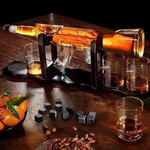 Dekantér v tvare pušky AK-47 – karafa so stojanom 850 ml + 4 poháre